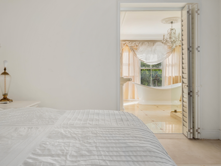4 Bedroom Property for Sale in Belvidere Estate Western Cape